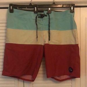 Quicksilver size 38 Boardshorts